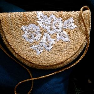 Beautiful boho like purse, natural fiber